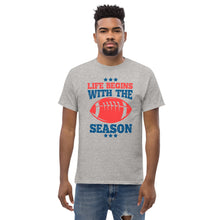 Load image into Gallery viewer, T-Shirt "Life Begins With The Season"